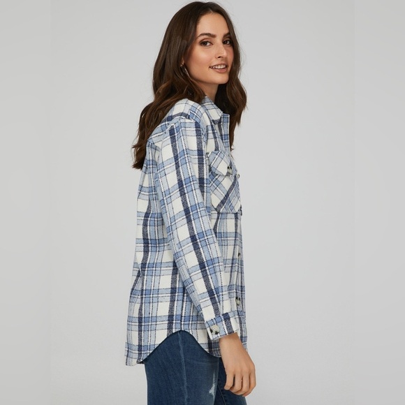 (NEW) Women’s Suzy‎ Shier plaid Shaket size medium - Picture 2 of 15